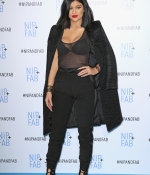Access_Kardashian_14.jpg