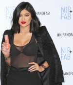 Access_Kardashian_31.jpg
