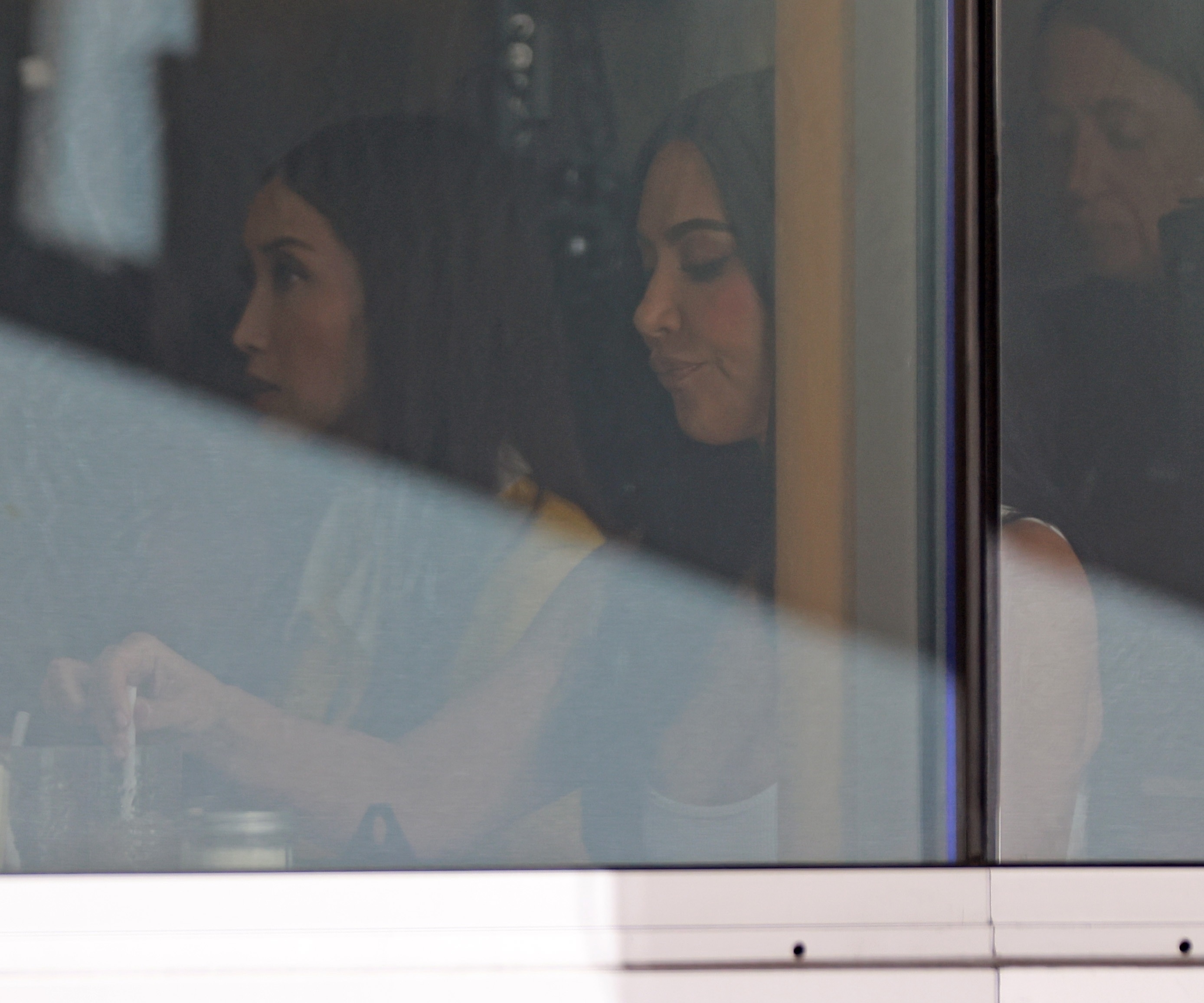 Access_Kardashian_6.jpg