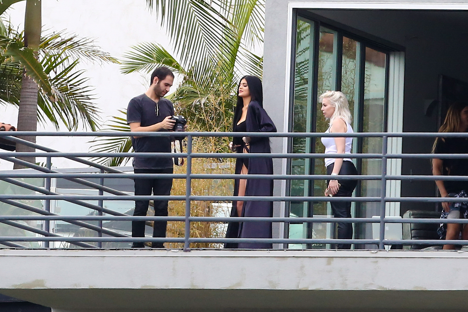 Access_Kardashian_5.jpg