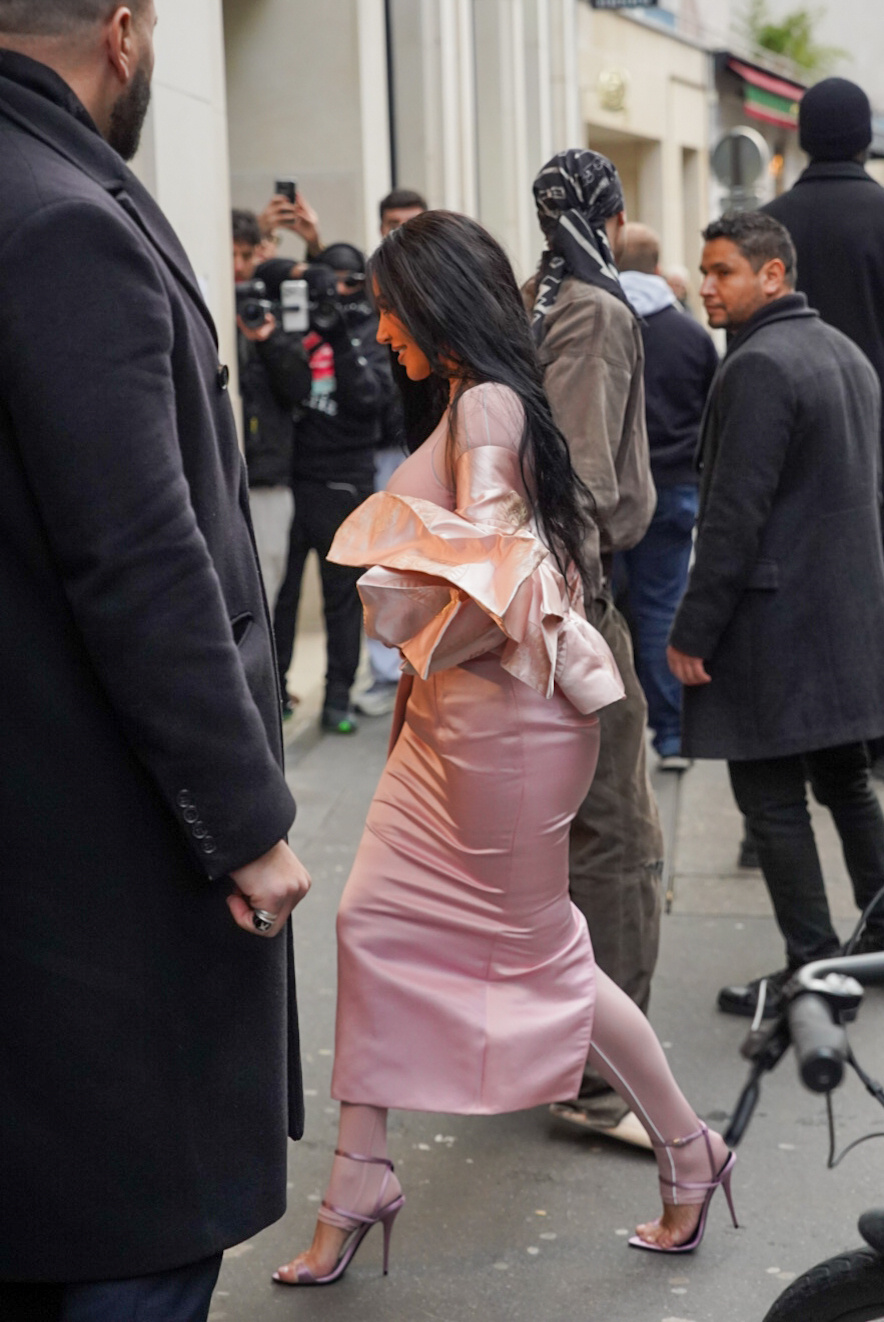 Access_Kardashian_24.jpeg