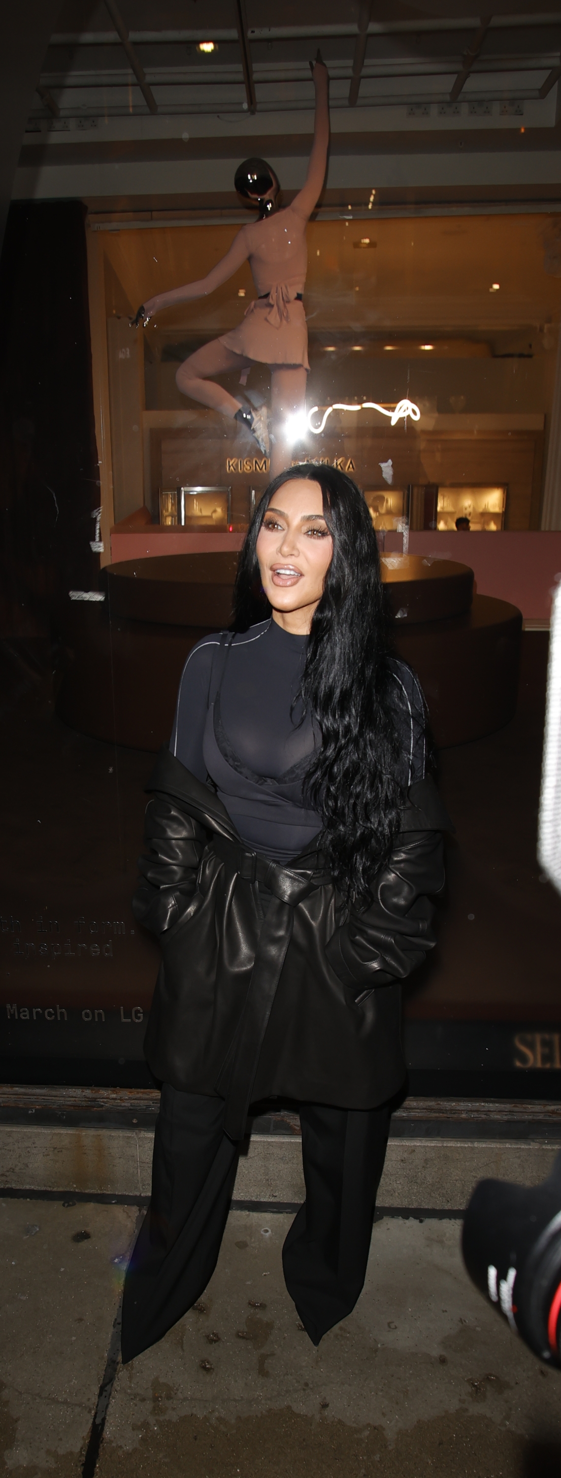Access_Kardashian_1.jpg