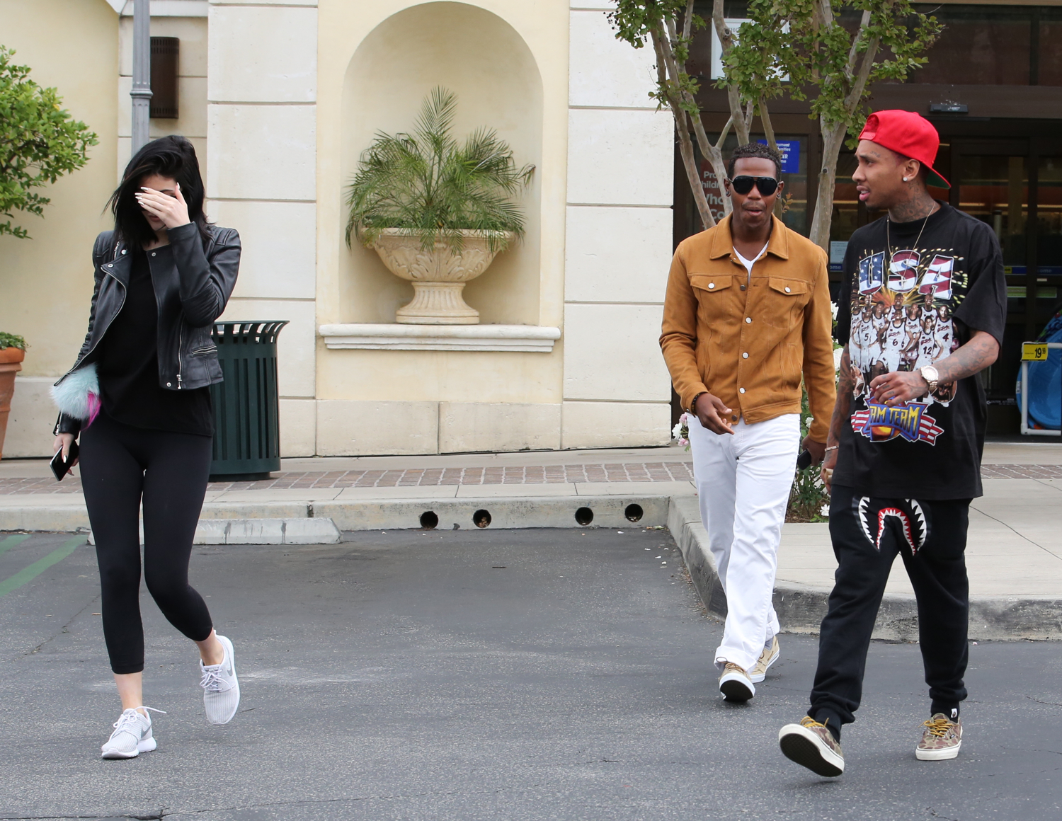 Access_Kardashian_14.jpg