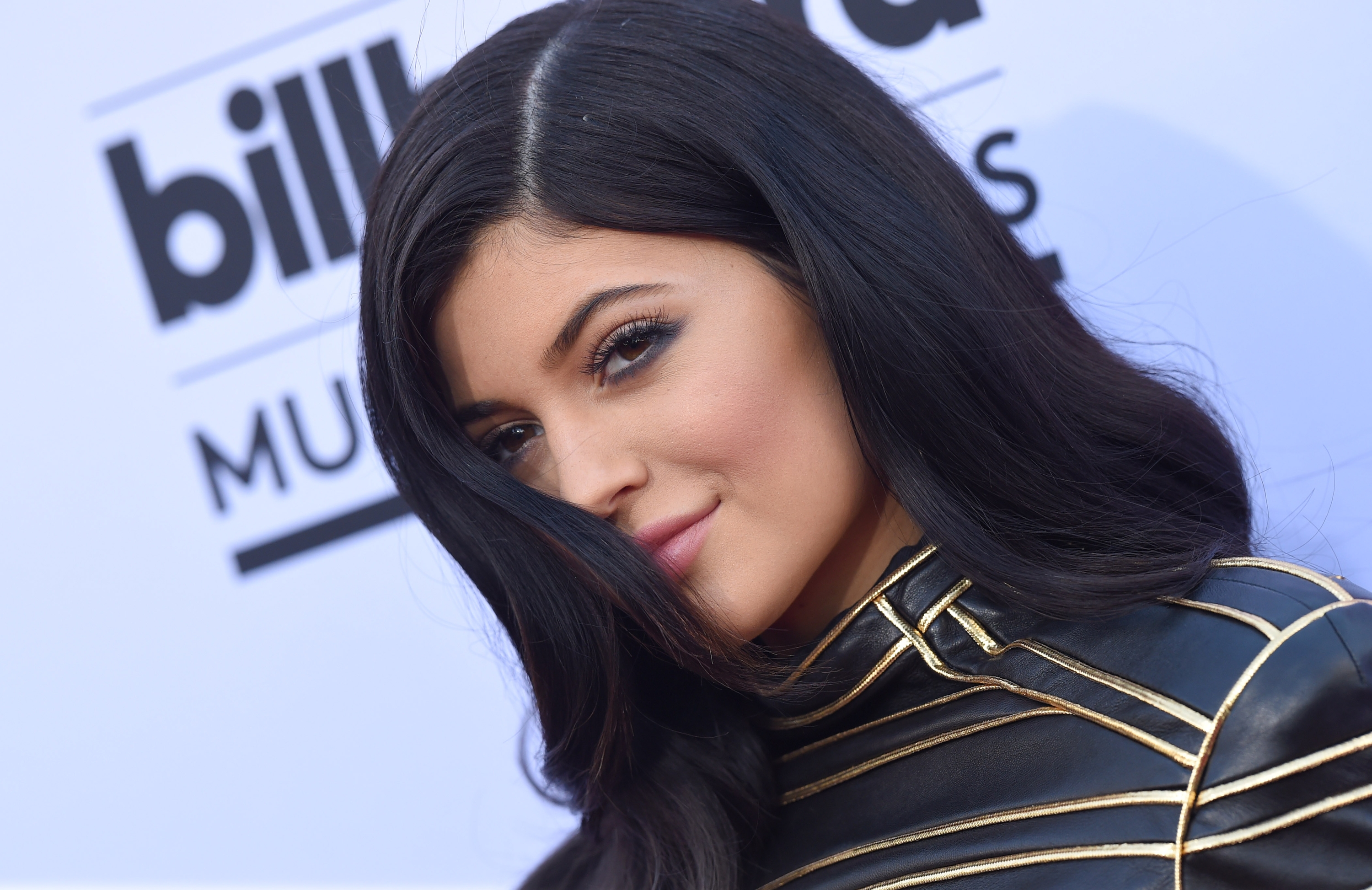 Access_Kardashian_94.jpg