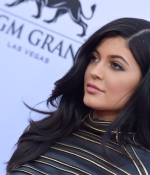 Access_Kardashian_90.jpg