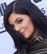 Access_Kardashian_94.jpg