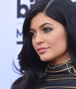 Access_Kardashian_95.jpg