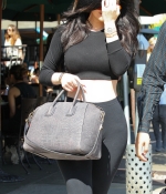 Access_Kardashian_24.jpg