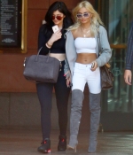 Access_Kardashian_01.jpg