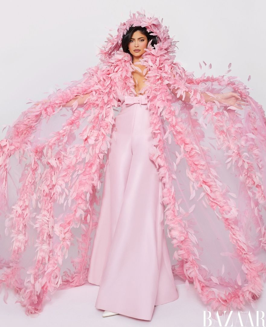 Access_Kardashian_001.jpg