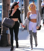 Access_Kardashian_1.jpg