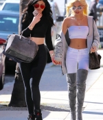 Access_Kardashian_3.jpg