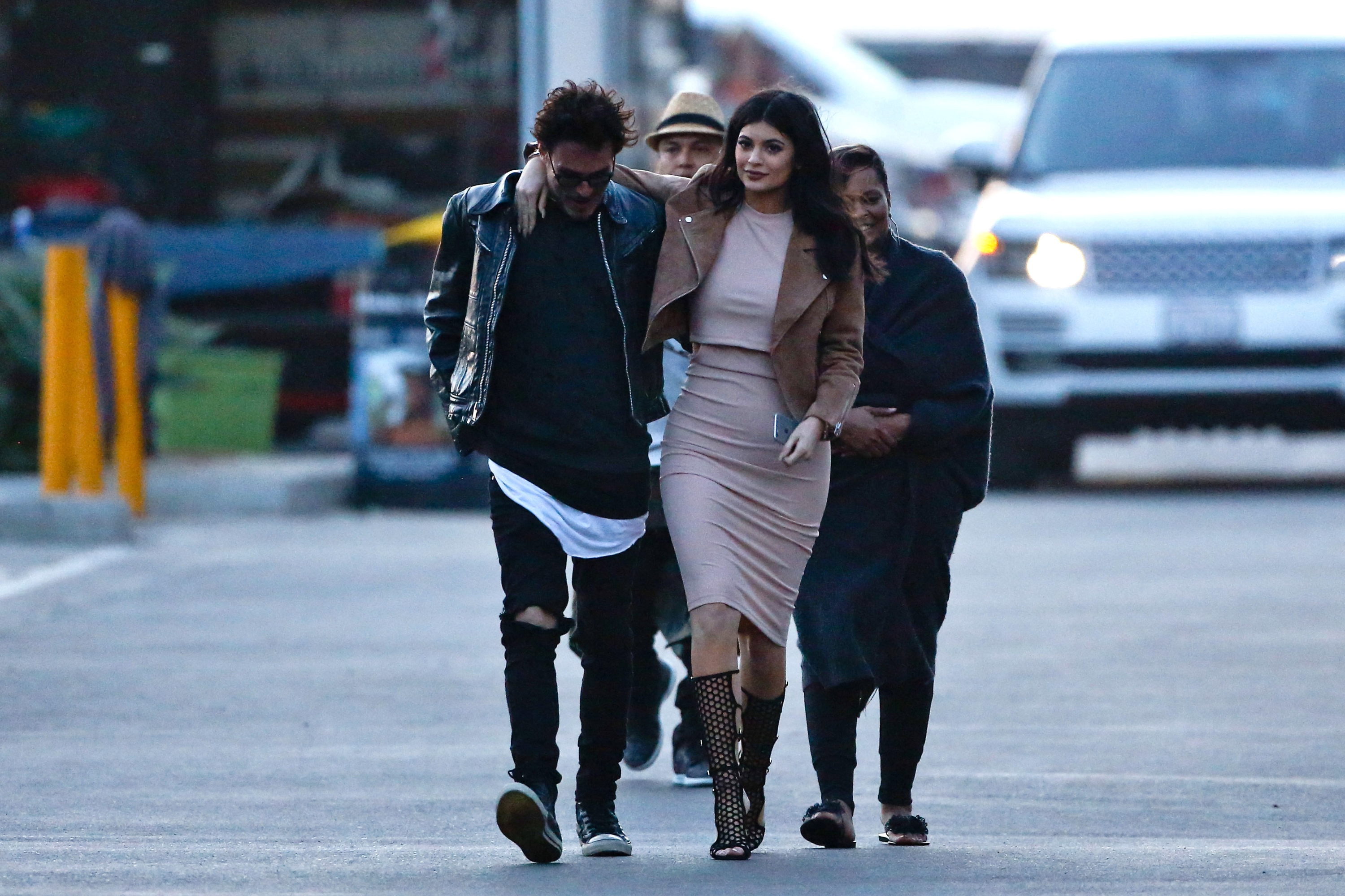 Access_Kardashian_14.jpg