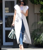 Access_Kardashian_6.jpg