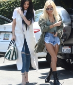 Access_Kardashian_7.jpg