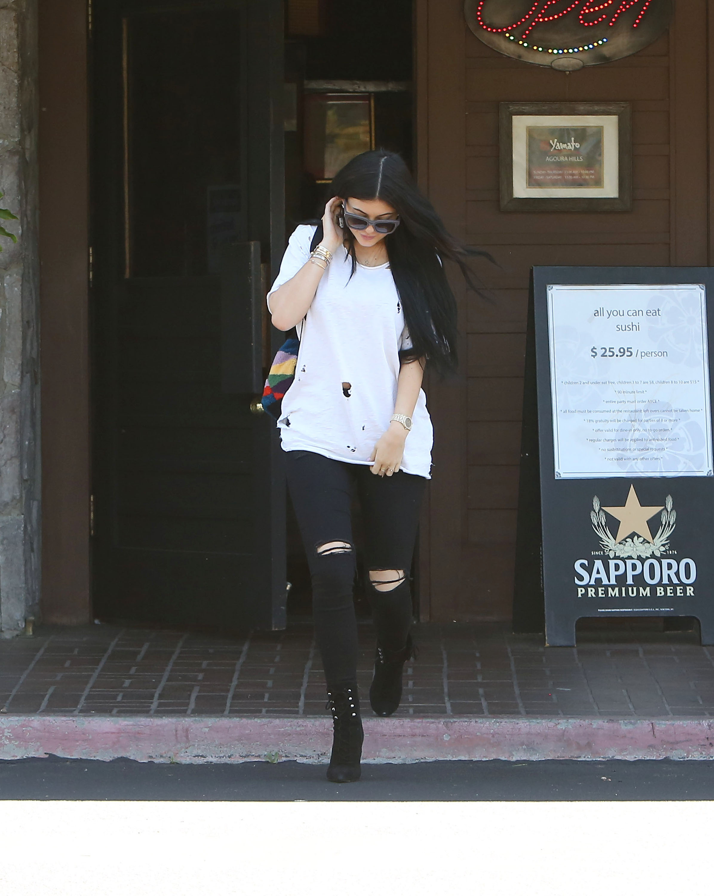Access_Kardashian_7.jpg