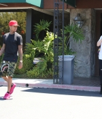 Access_Kardashian_13.jpg