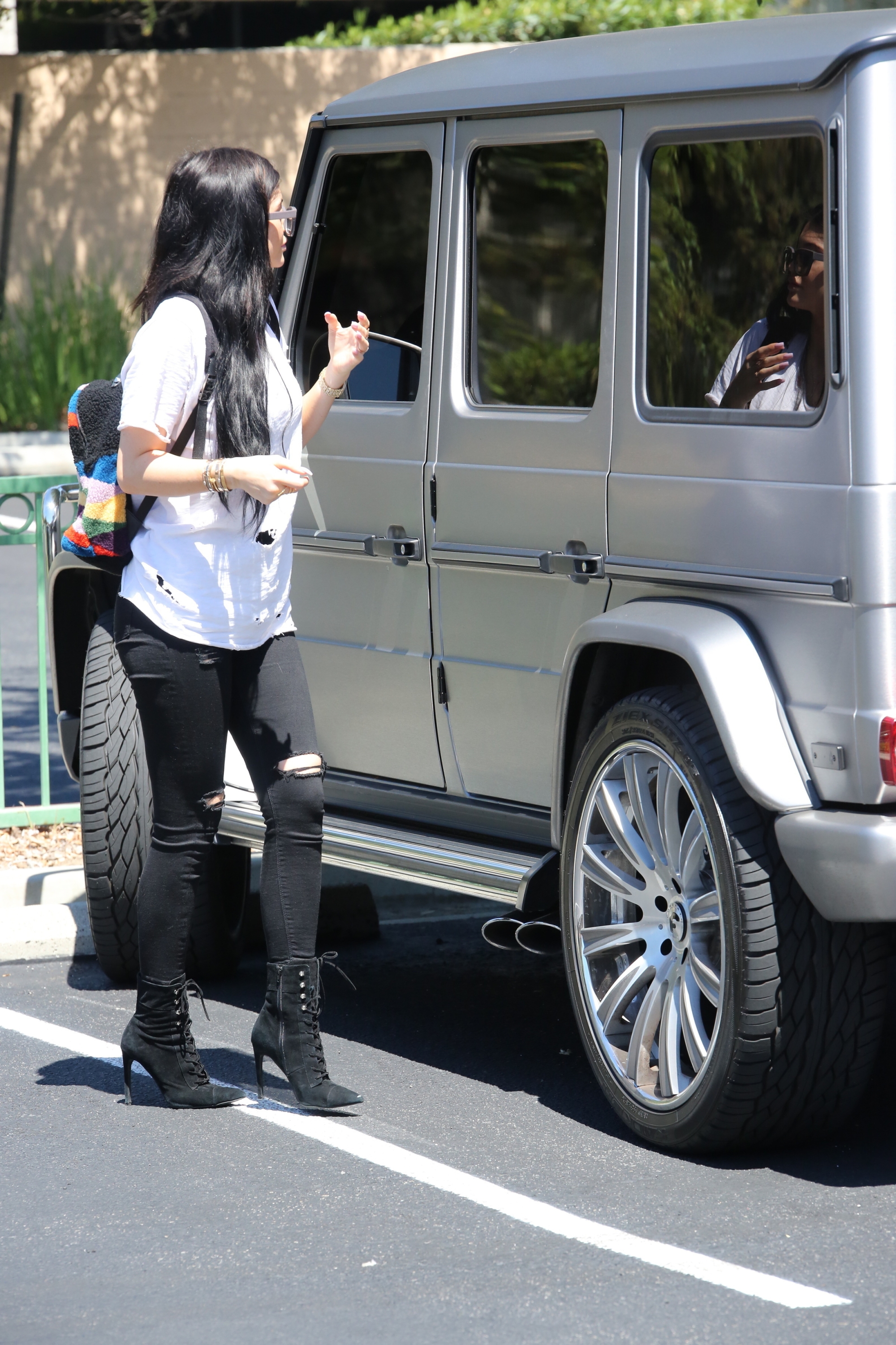Access_Kardashian_11.jpg
