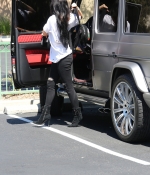 Access_Kardashian_4.jpg