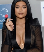 Access_Kardashian_21.jpg
