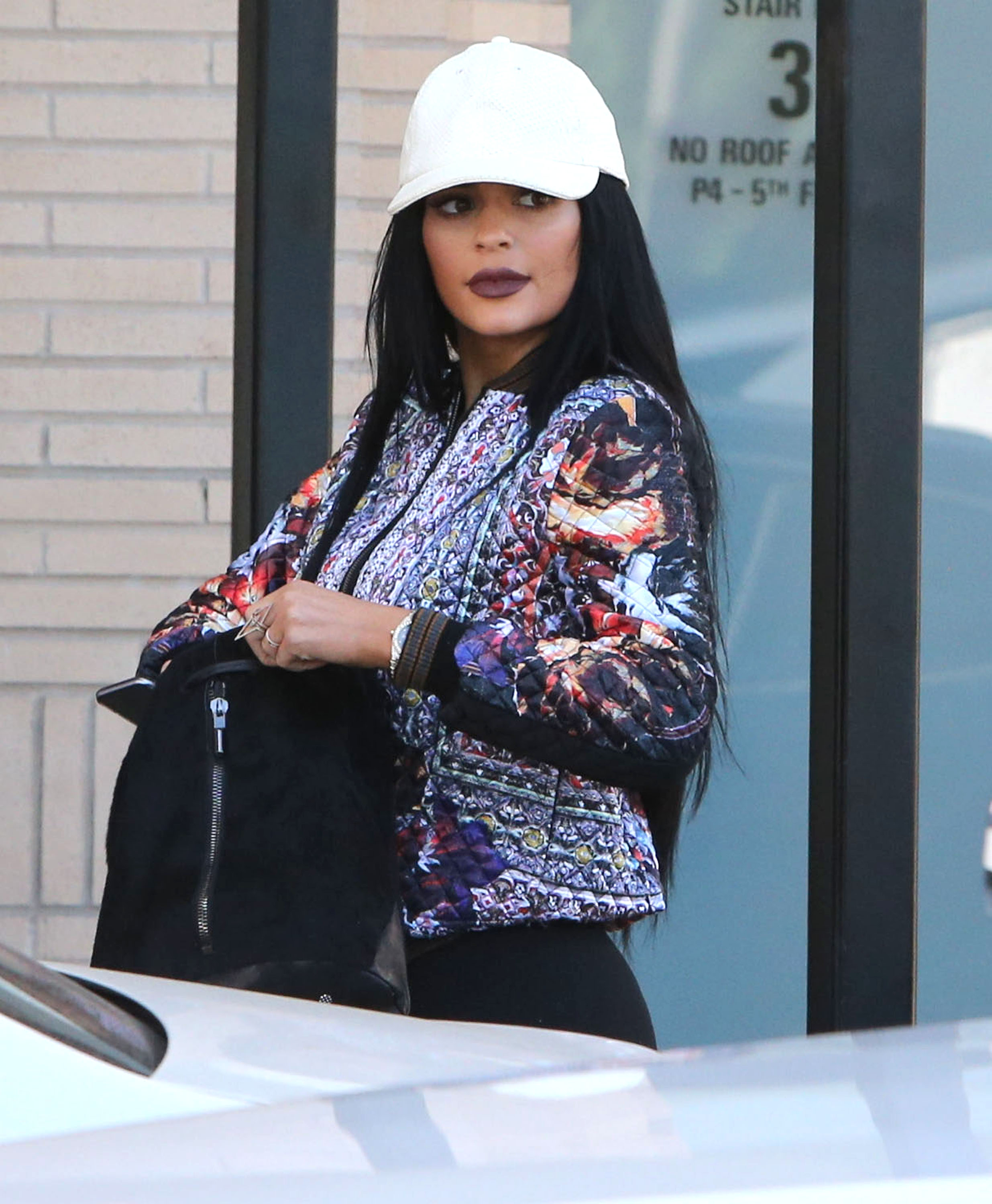 Access_Kardashian_3.jpg