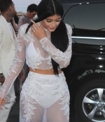 Access_Kardashian_1.jpg