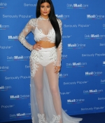 Access_Kardashian_6.jpg