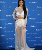 Access_Kardashian_8.jpg