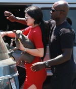Access_Kardashian_11~0.jpg