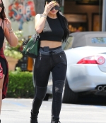 Access_Kardashian_5.jpg