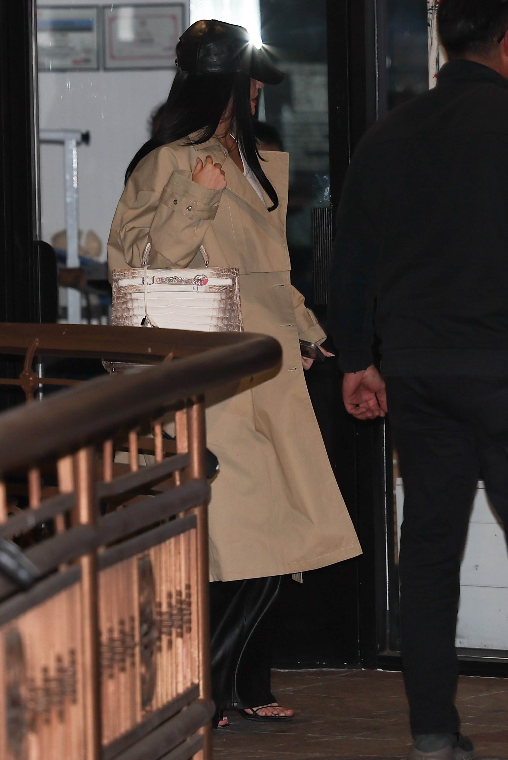 Access_Kardashian_92.jpg