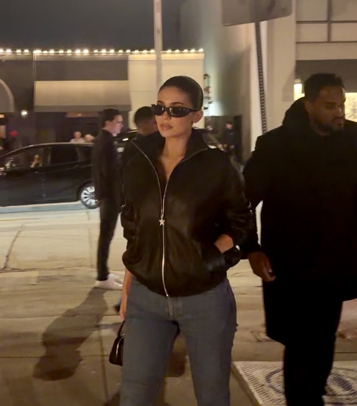 Access_Kardashian_-02.jpg