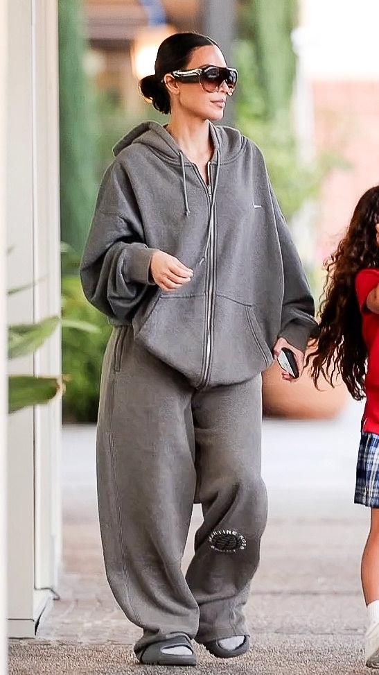 Access_Kardashian_5.jpg