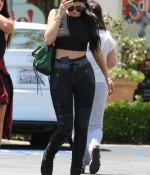 Access_Kardashian_21.jpg