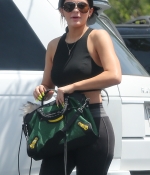 Access_Kardashian_3.jpg