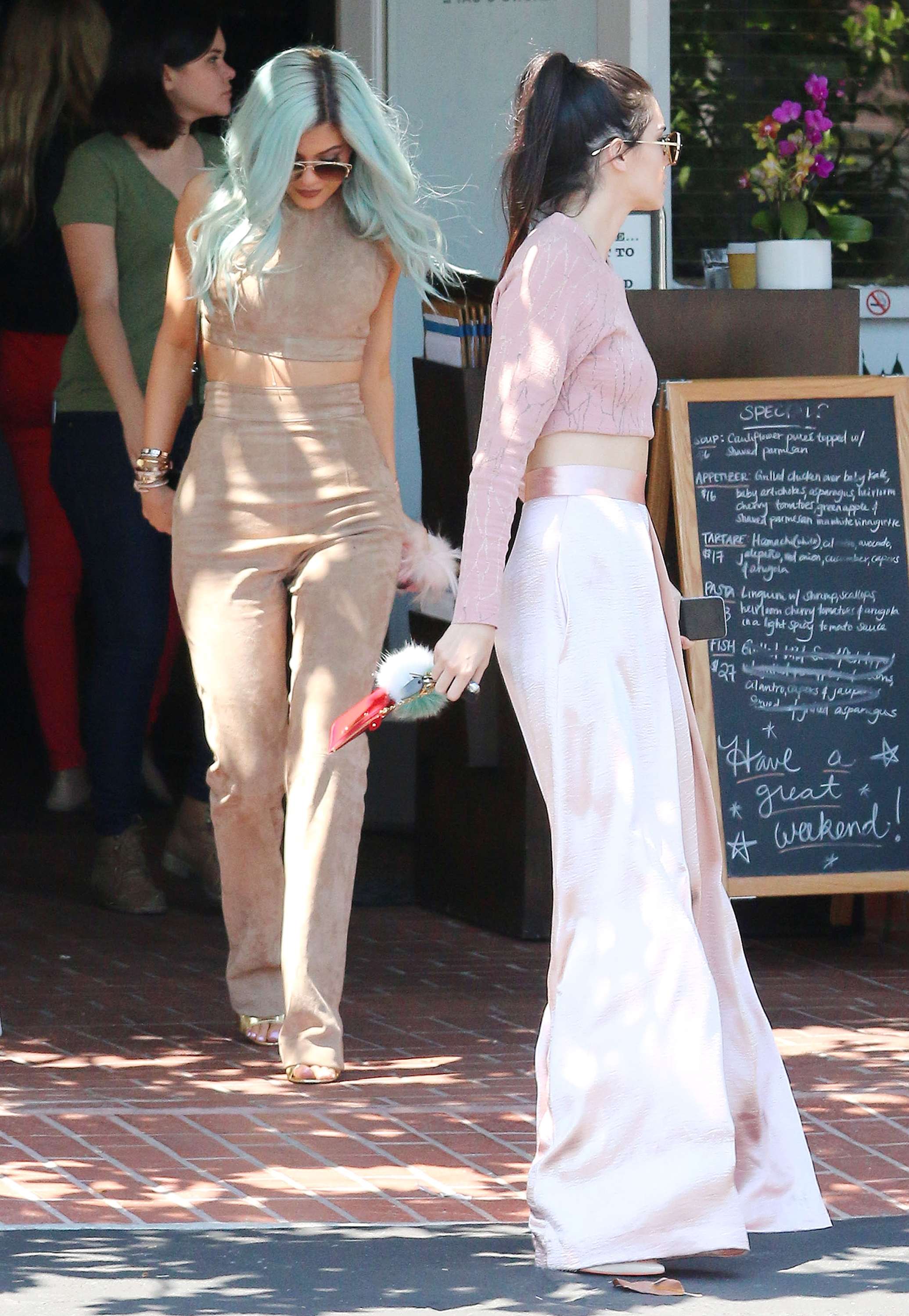 Access_Kardashian_3.jpeg