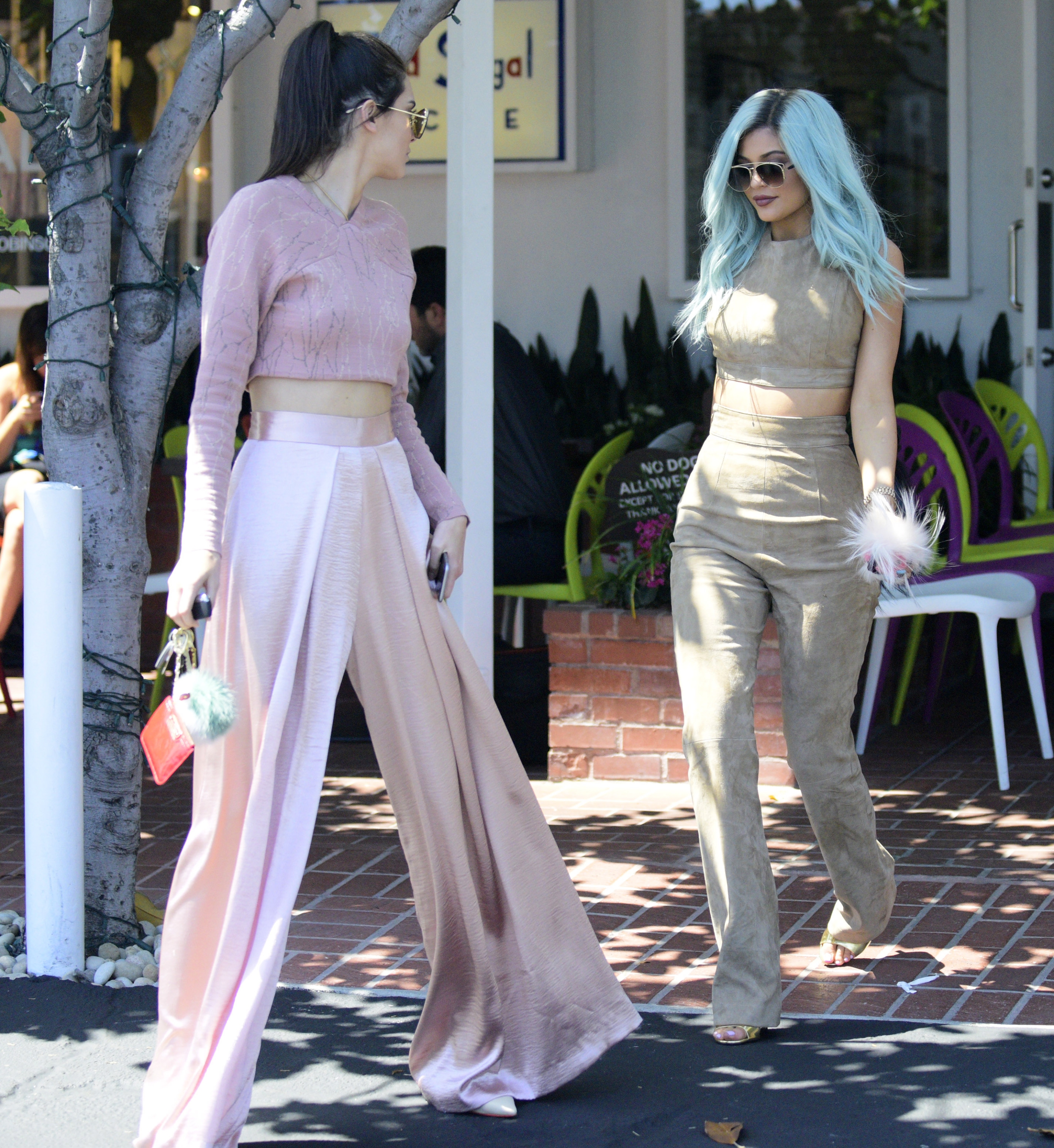 Access_Kardashian_4.jpg