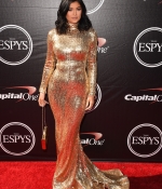 Access_Kardashian_34.jpg