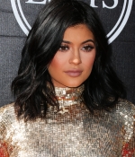 Access_Kardashian_60.jpg