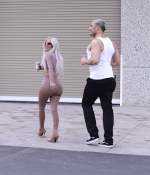 Access_Kardashian_006~0.jpg