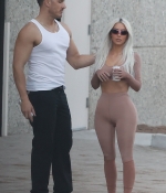 Access_Kardashian_007.jpg