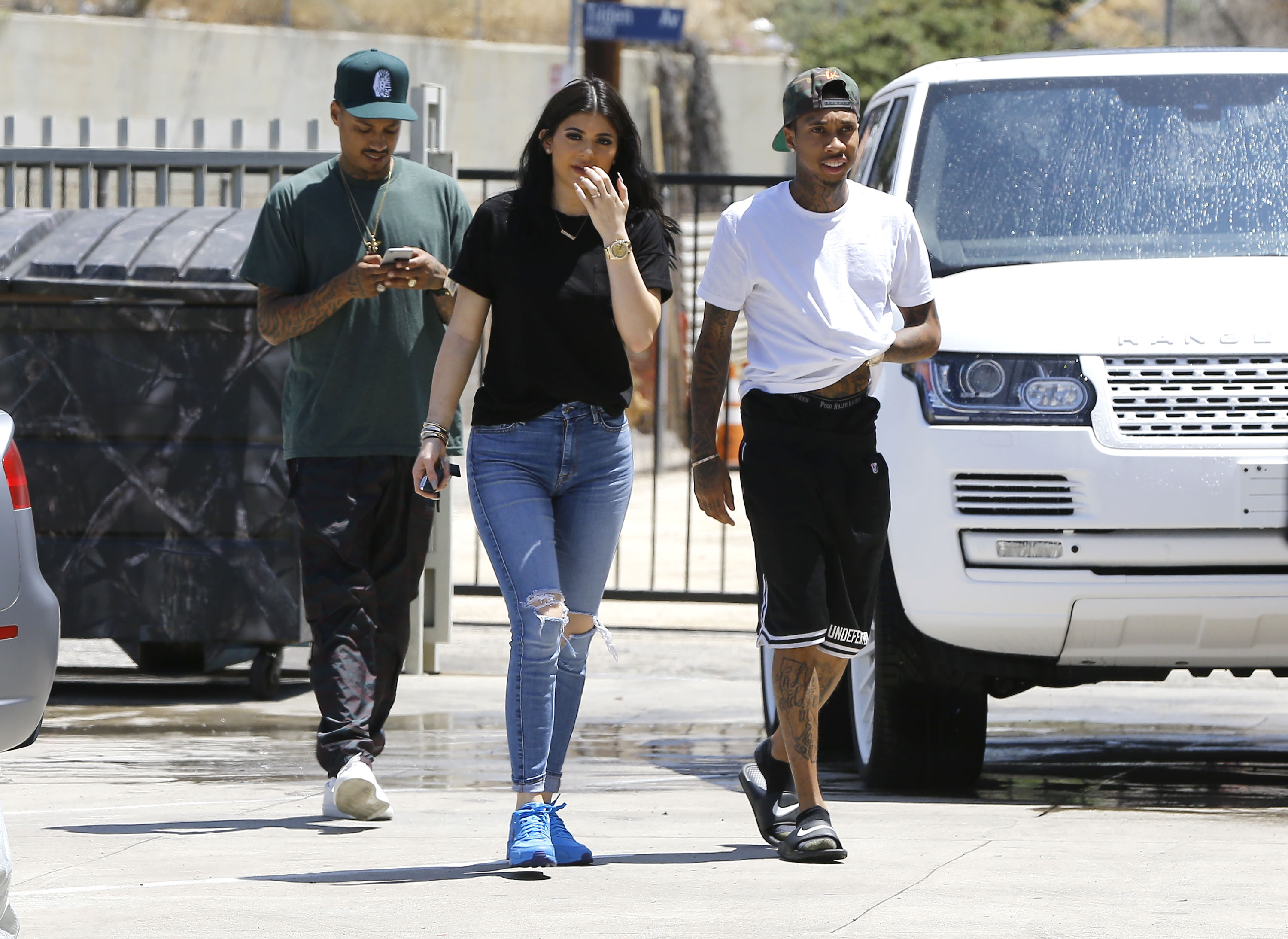 Access_Kardashian_5.jpg