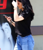 Access_Kardashian_3.jpg