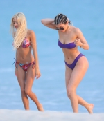 Access_Kardashian_17.jpg