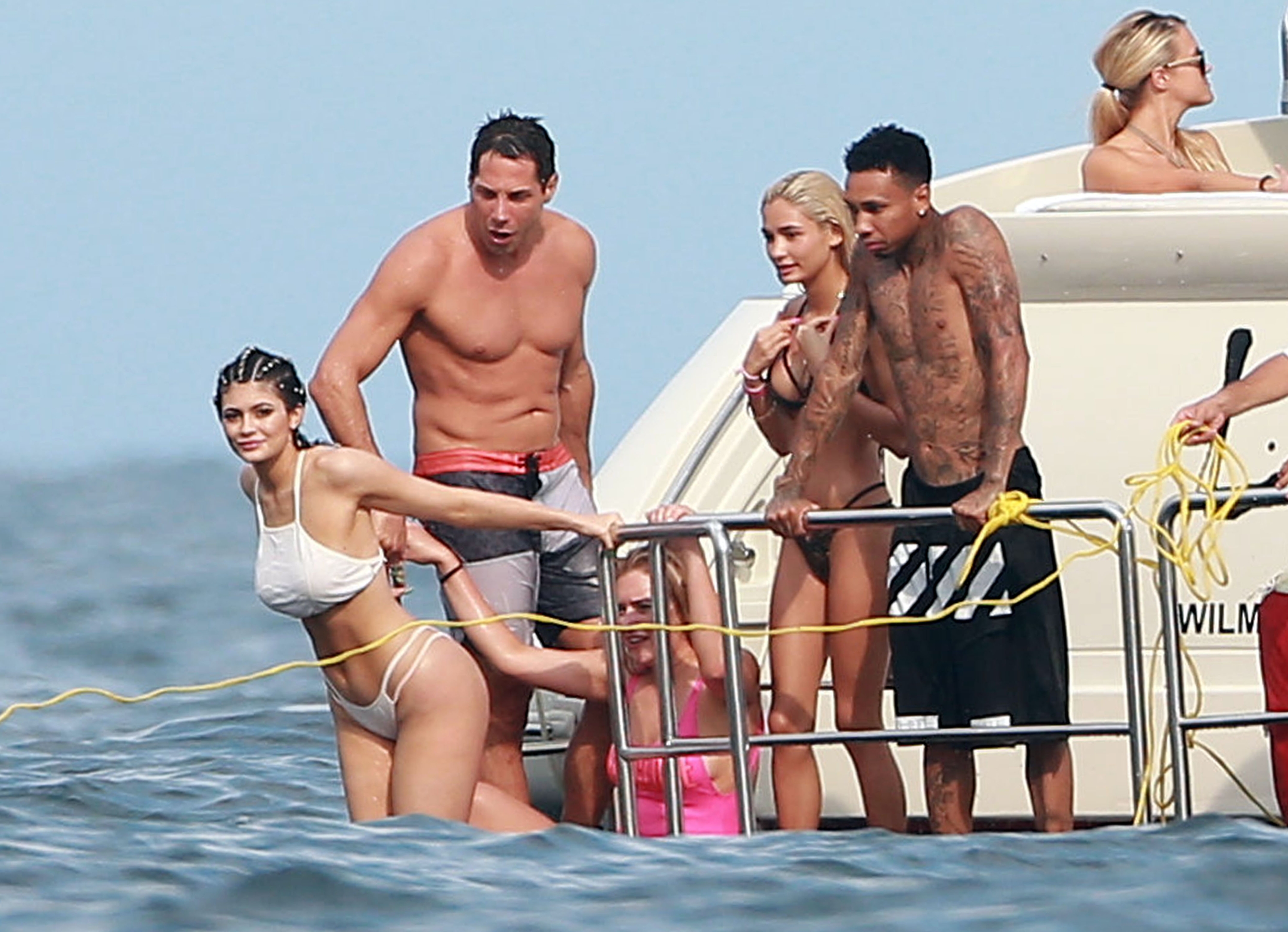 Access_Kardashian_23.jpg