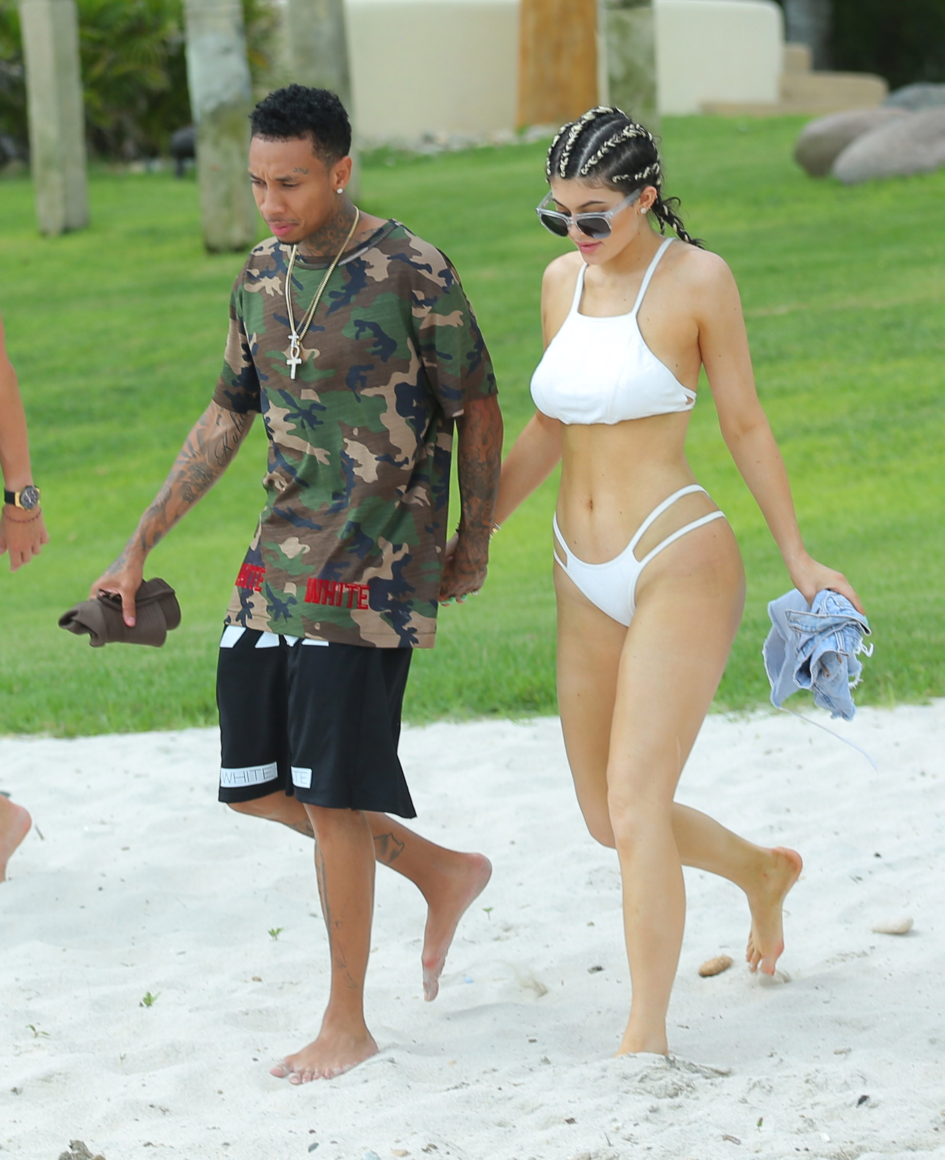 Access_Kardashian_3.jpg