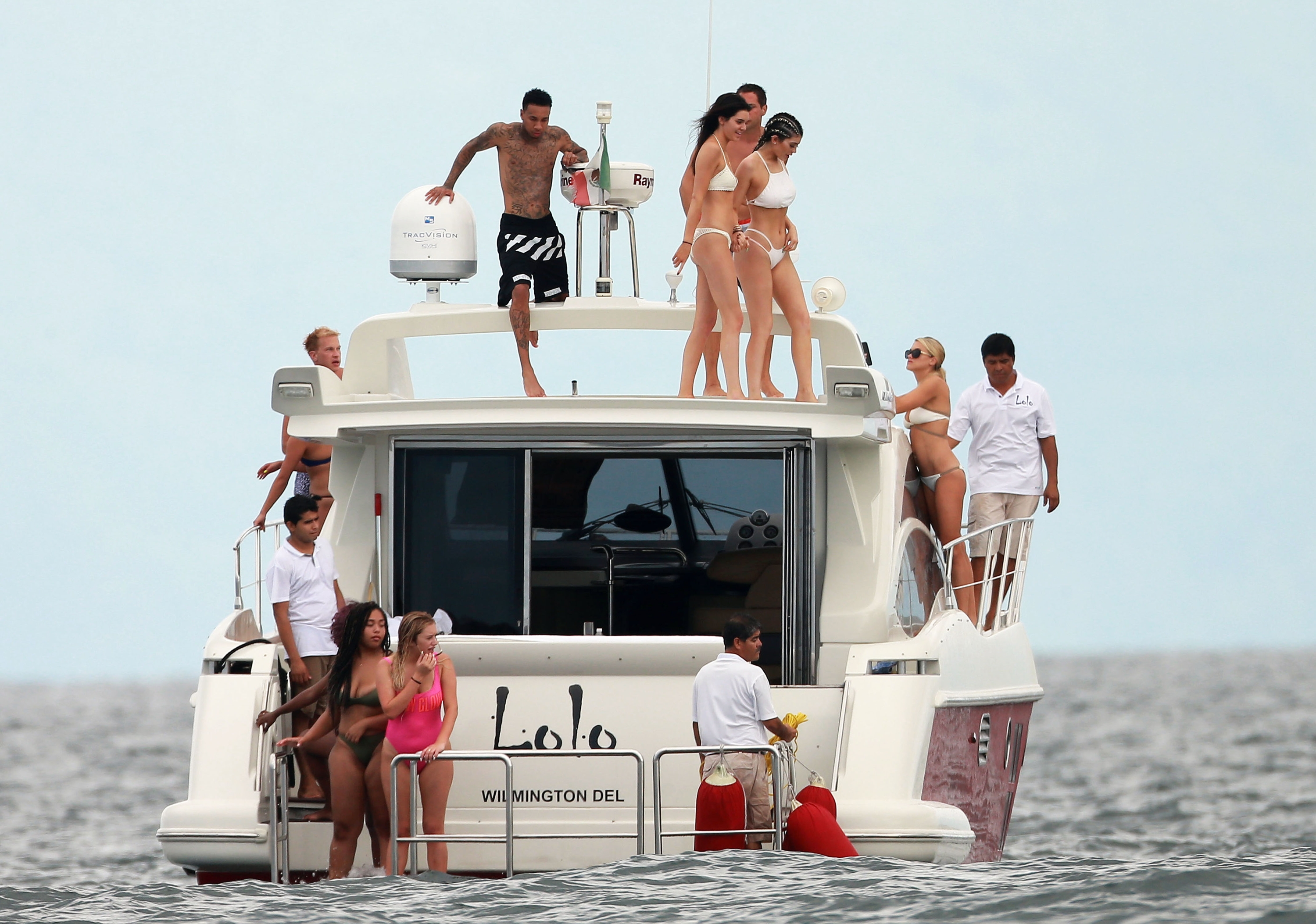 Access_Kardashian_7.jpg