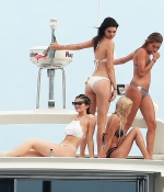 Access_Kardashian_28.jpg