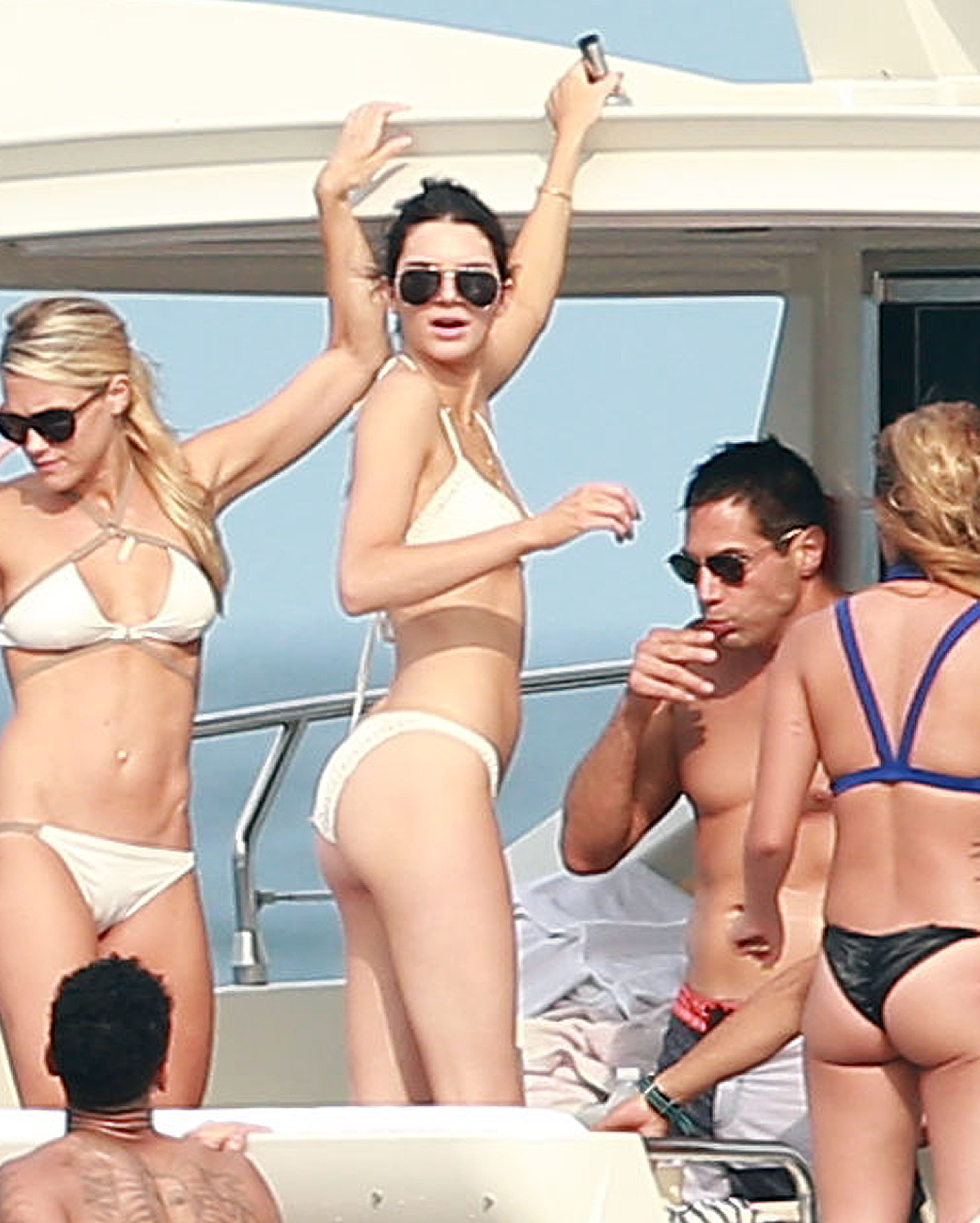 Access_Kardashian_1.jpg