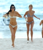 Access_Kardashian_17.jpg